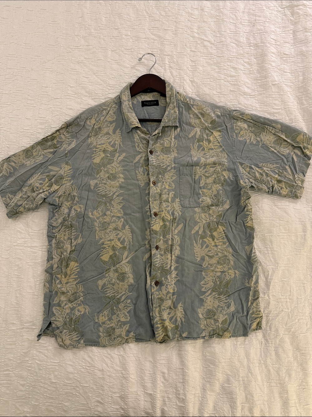 Men’s Van Heusen Blue Green Hawaiian Floral Washable Silk Button Up Shirt XL